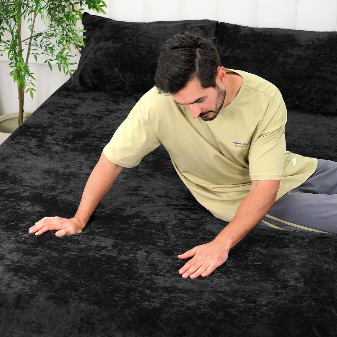 Velvet Fitted Sheet Queen Size