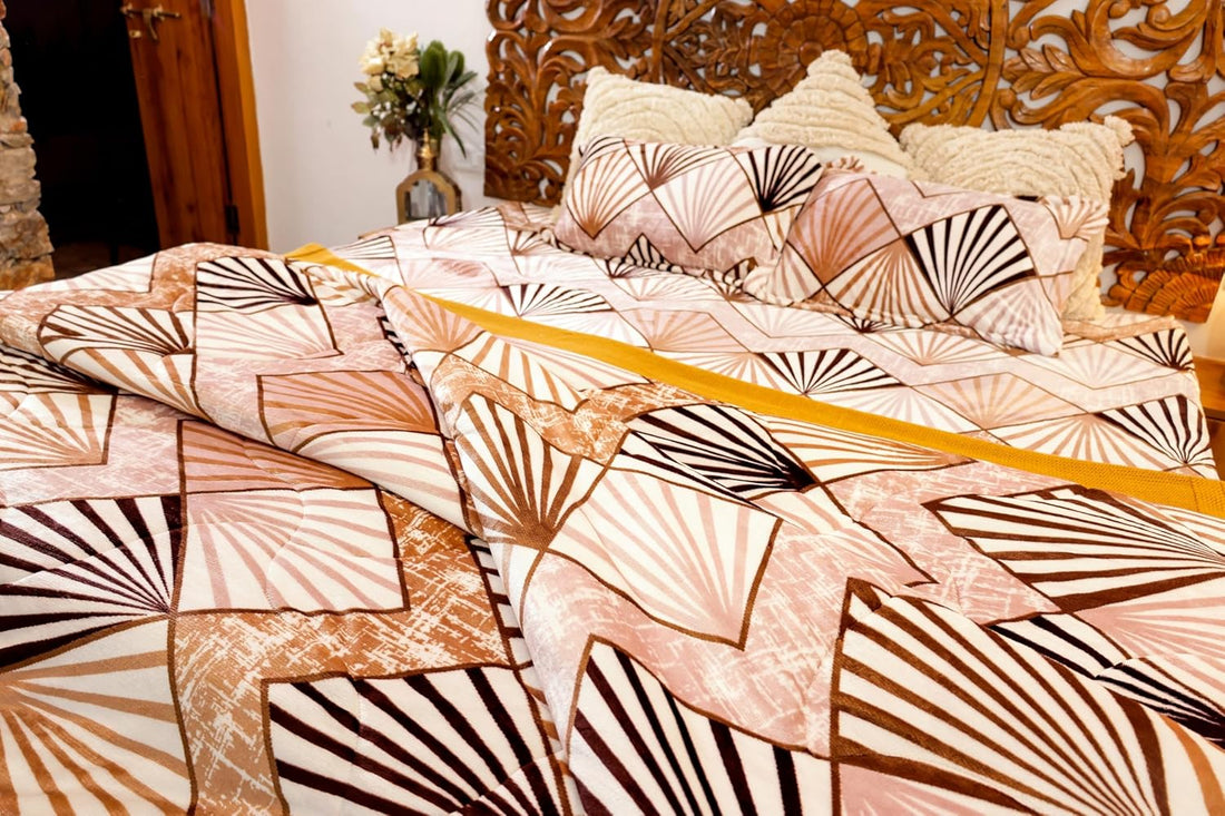 Warm Fitted Bedsheet with Quilt Set